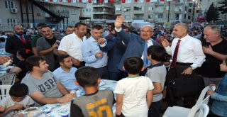 İftar Sofraları Yenişehir'de Kuruldu