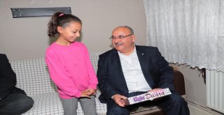 Başkan Hasan Can 15 Temmuz Gazisi Öner Uğur’a Taziye Ziyaretinde Bulundu