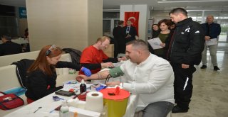 Nilüfer Belediyesi çalışanlarından kök hücre ve kan bağışı