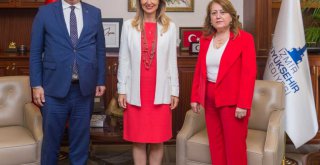 CHP Kadın Kolları Genel Başkanı Nazlıaka’dan Büyükşehir’e ziyaret