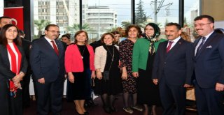 Başkan Zihni Şahin, ' Hayata İmza Atan Kadınlar ' Toplantısında Konuştu.