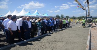 Balıkesir Büyükşehir Belediyesi tarafından İvrindi'ye yapılması planlanan ve toplamda 55 dönüm araziye oturan Millet Parkı'nın temeli düzenlenen görkemli törenle atıldı.