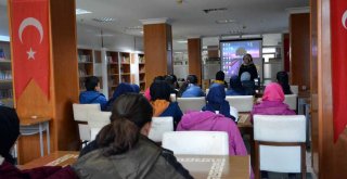 Yarıyıl Tatilinde Büyükşehir Kütüphaneleri Çalışıyor
