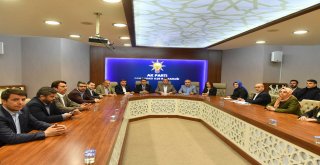 Başkan Dündar'dan AK Parti Osmangazi'ye Teşekkür Ziyareti