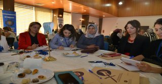 'Diyarbakır'da Kadın Olmak' çalıştayı başladı