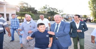 Başkan Albayrak Kırsal Mahallelerde Vatandaşlarla Bayramlaştı