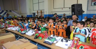 Bursa Büyükşehir'in Okul Sporları Etkinliklerinde Ödül Heyecanı