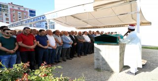 Başkan Hasan Can, Cumhurbaşkanlığı Başdanışmanı Mehmet Uçum’un Vefat Eden Yakını Nizan Yatsan’ın Cenaze Törenine Katıldı