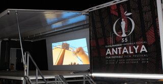 Uluslararası Antalya Film Festivali heyecanı Sinema TIR'ı ile tüm ilçelere taşınıyor