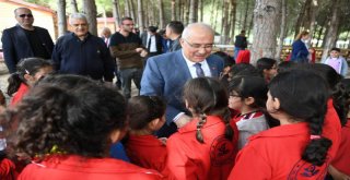 Türkiye?nin En Büyük ve Kapsamlı Orman Okulu Tarsus?ta Açıldı