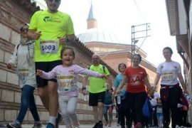 Dündar: 'Yarı Maratonda Marka Olduk'