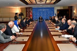 Başkan Tuna,Ankaradaki muhtarlarla bir araya geldi.