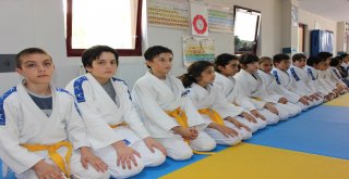 Geleceğin Judocuları Osmangazi'de Yetişiyor
