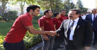 İtfaiye'den Başkan Atilla'ya ziyaret