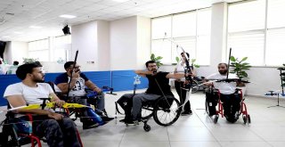 Silahlı Saldırıda Omurilik Felci Olan Engelli Murat, Hayata Ok Atarak Tutundu