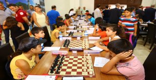 Hatay'da Uluslararası Satranç Turnuvası  Heyecanı