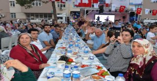Kadir Gecesi'nde Oruçlar Tarsus'ta Açıldı