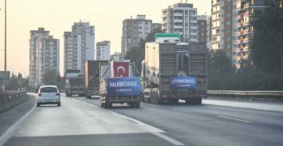 Zeydan Karalar, 'İzmir'de siyaset yok, yaraları sarma, acıları paylaşma var.'