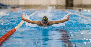 Büyükşehir'in havuzları yüzme sporuna ilgiyi artırdı