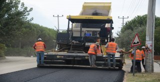 Balıkesir Büyükşehir Belediye Başkanı Zekai Kafaoğlu’nun 2018 yılını asfalt yılı ilan etmesi sonrasında Balıkesir’in dört bir köşesi adeta şantiyeye döndü. 20 İlçede devam eden asfalt çalışmaları kaps