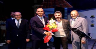 Atatürk Parkı Ali Kınık Konseri İle İnledi