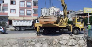 Büyükşehir'den Tarsus'ta Dere Islah Çalışması