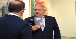Başkan Hasan Can, Malazgirt Zaferi’ni Anma ve 14. Geleneksel Resim, Hikaye, Şiir Yarışması Ödül Töreni’nde Ulusal TV Kanallarının Canlı Yayın Konuğu Oldu