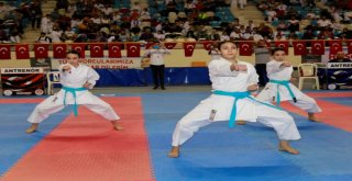 Adana’da Karate Fırtınası