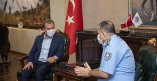 Mersin Büyükşehir Zabıtasından Başkan Seçer'e Ziyaret