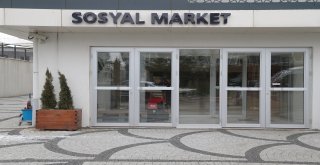 Paranın Geçmediği Tek Market: Ümraniye Belediyesi Sosyal Market