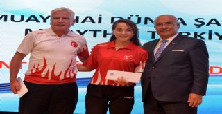 Büyükşehir'den Başarılı Sporculara 664 Bin 950 TL Ödül
