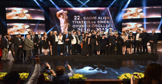 22. Sadri Alışık Tiyatro ve Sinema Oyuncu Ödülleri!