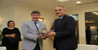 Kültür ve Turizm Bakanı Ersoy Büyükşehir’de
