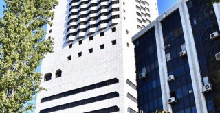 İzmir’in 5 yıldızlı oteli depremzedelere tahsis edildi