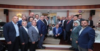Başkan Hasan Can, Torunları Mehmet ve Hasan’ın Sünnet Merasiminde Akrabaları ve Dostlarıyla Bir Araya Geldi