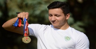 Türkkan, ' Hedefim Dünya Standartlarında Bir Sporcu Olmak'