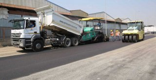 Büyükşehir'in asfalt hamlesi sanayi esnafın da işini kolaylaştırdı
