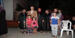 Balıkesir Büyükşehir Belediye Başkanı Zekai Kafaoğlu Altıeylül Belediye Başkanı Hasan Avcı ile birlikte Tayyipler Mahallesi’ni ziyaret etti.