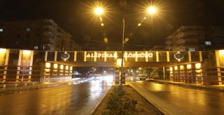 Diyarbakır'da Alipınar Köprüsü yenilendi