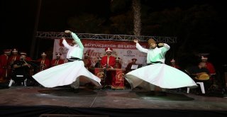 Yaz konserlerinde 'Destan Gülistan' coşkusu
