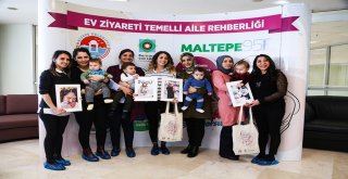 Maltepe'de 50 bebek anneleriyle doyasıya eğlendi