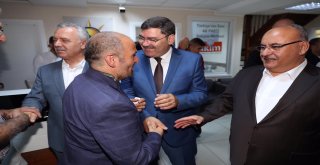 AK Parti Ümraniye İlçe Başkanlığı’nda Bayramlaşma Töreni Yapıldı