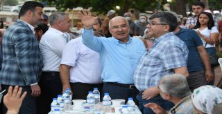 Büyükşehir Belediyesi Ramazan Sofrası'nı Silifke'de Kurdu