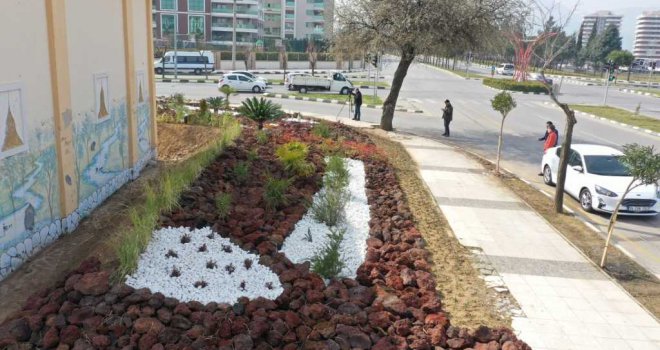 Kaya Bahçeleri Suya Tasarruf Şehre Estetik Getirdi