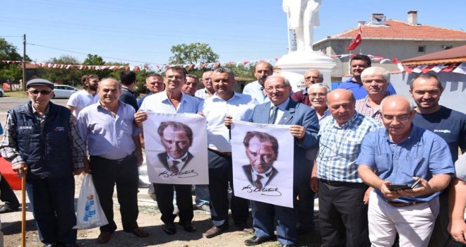 Alaybey Mahallesi'nde Atatürk Heykeli Açılışı Gerçekleştirildi