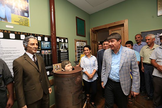 Hababam Sınıfı Müzesi açılışında Başkan Türel'den sürpriz