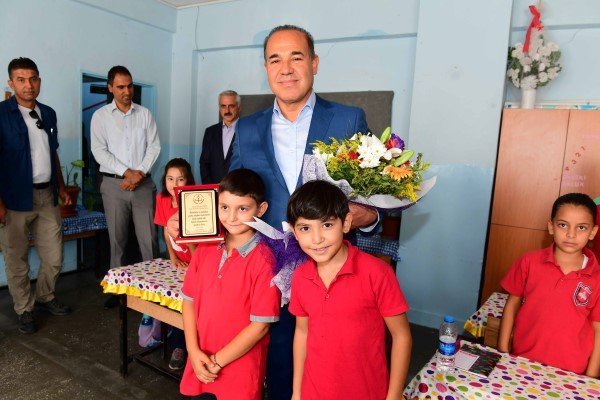 Cumhuriyet’in Teminatı Öğrencilerden Başkan Sözlü’ye ‘Yılın Başkanı’ Ödülü