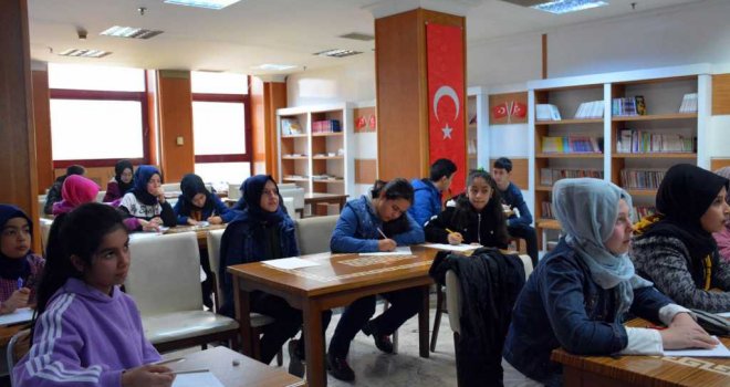 Yarıyıl Tatilinde Büyükşehir Kütüphaneleri Çalışıyor