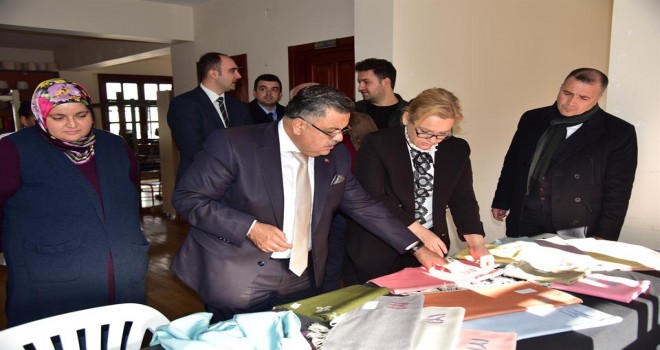 Başkan Yağcı, Osmanlı Kültür ve El Sanatları Merkezini ziyaret etti.