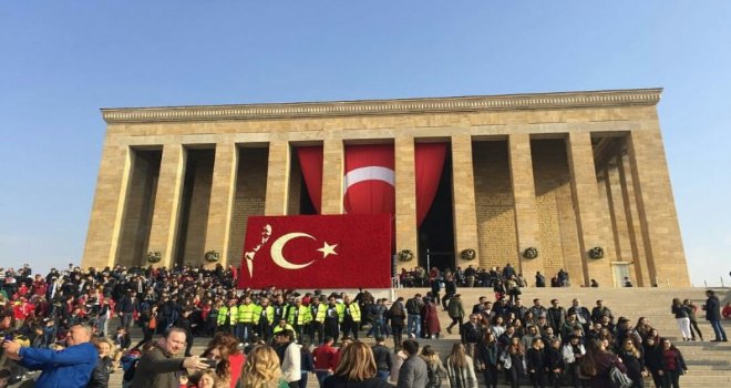 Pedallar Mustafa Kemal Atatürk İçin Çevrildi